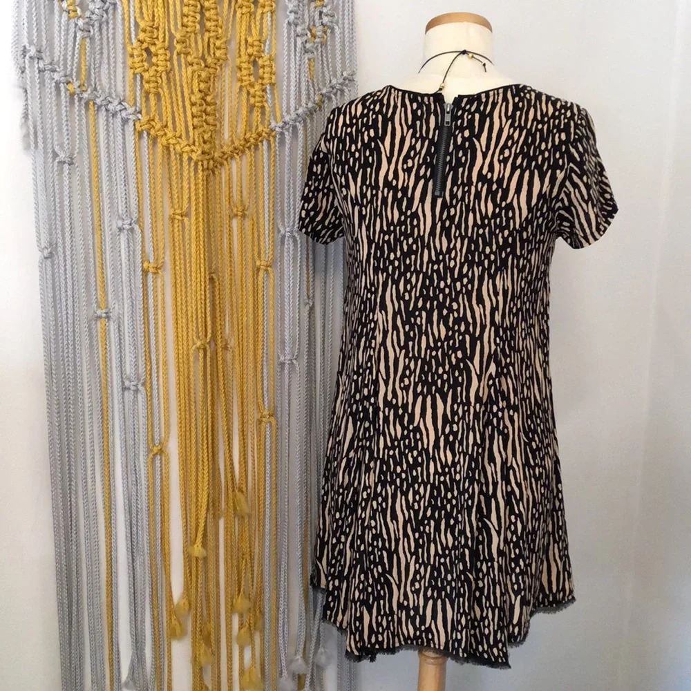 Silence + Noise Tunic - Picture 2 of 4